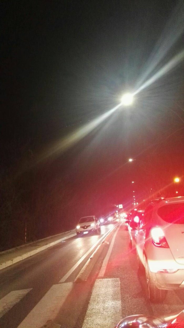 Tamponamento a catena in viale Toselli