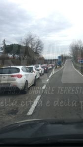 Ingresso Siena-Bettolle, traffico in tilt e macchine imbottigliate