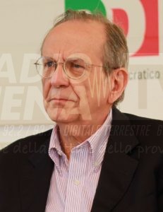 Il ministro dell'economia Pier Carlo Padoan candidato a Siena