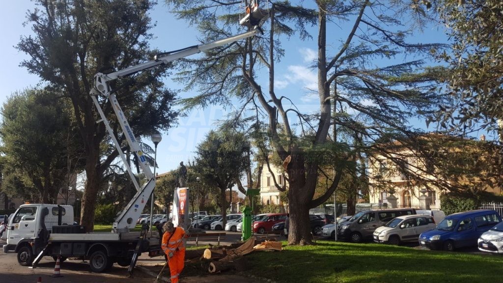 Allarme forte vento, chiuso il FastPark dell'ospedale