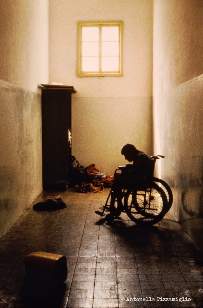 Leros, Antonella Pizzamiglio racconta al S. Niccol&ograve; il dramma nel manicomio dell'isola greca