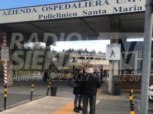 Le Scotte: i genitori non possono stare vicino al neonato in osservazione? La risposta dell'ospedale