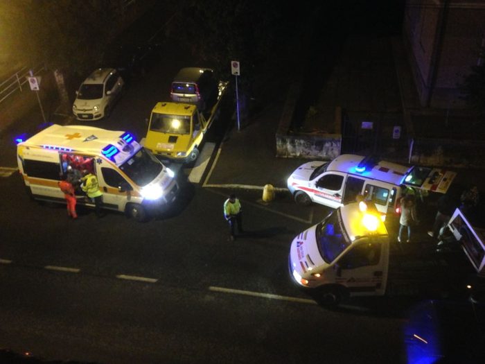 Incidente in via Cavour, la protesta degli abitanti: "Due ore bloccati"
