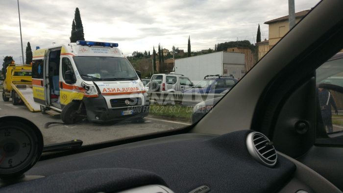 Incidente in Viale Toselli, traffico in tilt