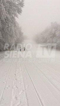 Temperature in calo e neve a bassa quota. All'Amiata &egrave; alta pi&ugrave; di mezzo metro
