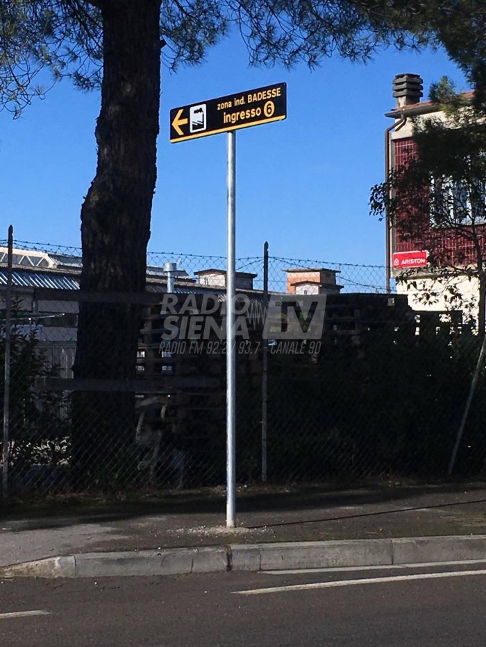 Nuova cartellonistica per la zona industriale di Badesse
