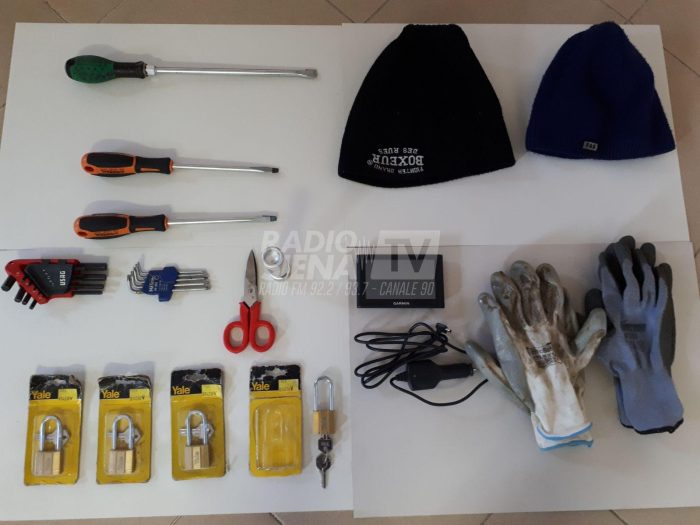 Poggibonsi: tentano il furto in un negozio di bici, arrestato un uomo in flagrante