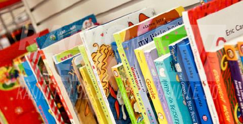 Il Comune dona un libro a tutti i nati nel 2017