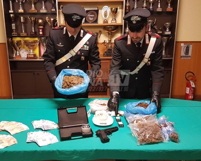 Blitz dei carabinieri in Pantaneto: stroncata l'attivit&agrave; di una coppia di pusher