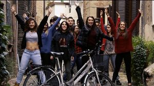 Un musical sulla passione per la bici, la 3E del Caselli vince il premio "Scateniamoci"