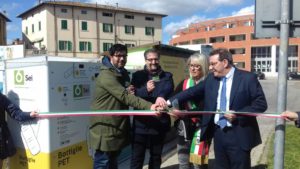 Monteriggioni è il primo dei 105 comuni di Ato Sud ad inaugurare gli eco-compattatori