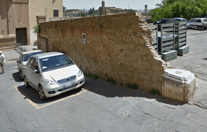 Comune e Siena Parcheggi, intervento in via Sant&rsquo;Agata per ricostruire il muro di fronte alla mensa