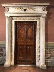 Meraviglia per il restauro del portale della Sala del Concistoro - FOTO