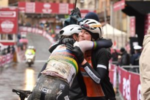 Strade Bianche Women Elite, trionfa Anne Van der Breggen