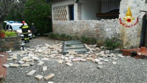 Esplode un forno a gas: una donna rimane ustionata