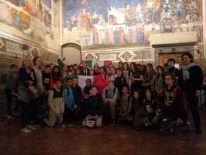 Studenti di Avignone a Siena in nome dello storico gemellaggio