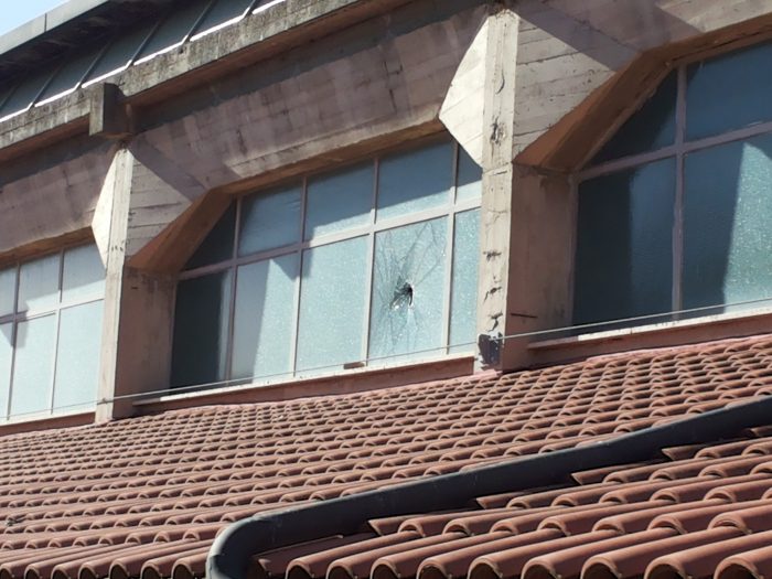 San Quirico d'Orcia, i vandali assaltano le scuole nella notte