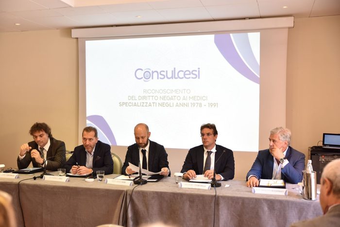 In corsia senza essere pagati, 7 medici senesi risarciti dallo Stato con 220mila euro