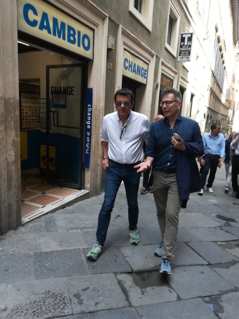 L'appello ai senesi del ministro leghista Gian Marco Centinaio: "Votate De Mossi"