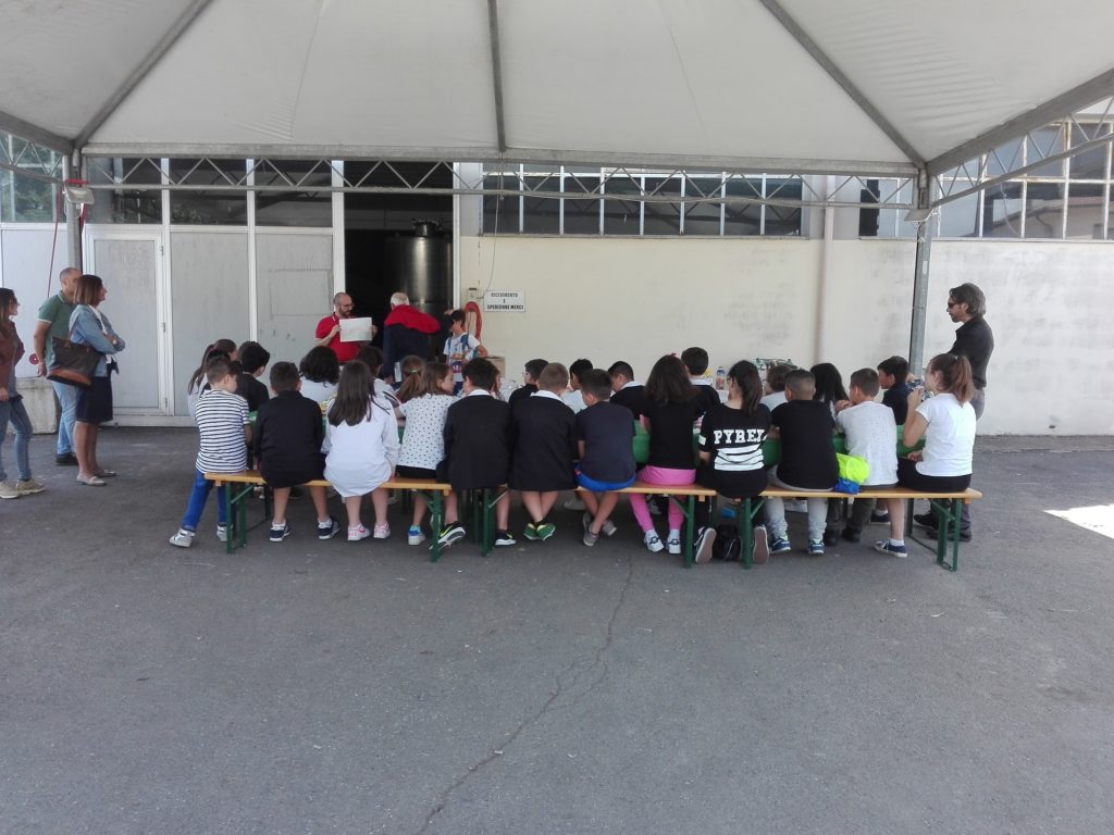 Fattoria degli studenti, stasera la festa finale