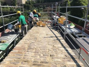 Le mura di Siena rivivono grazie al patto di collaborazione con la Scuola Edile Senese