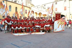 Gruppo Sbandieratori San Quirico alla conquista del Campionato italiano di musici e bandiere Tenzone Bronzea
