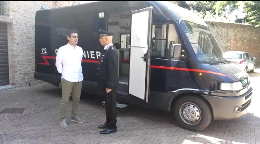 Carabinieri, per il Palio una moderna centrale operativa mobile