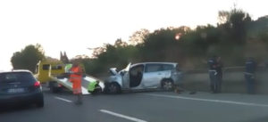 Tragedia sfiorata sulla Siena-Bettolle, feriti bimbo piccolo e genitori