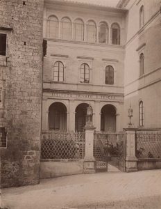 Storie di contenitori inutilizzati, l'Istituto Santa Teresa