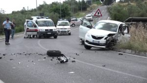 Scontro tra due auto a Montarioso