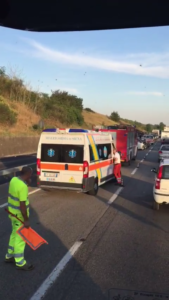 Lunga fila in tangenziale a causa di un incidente - NOTIZIA IN AGGIORNAMENTO