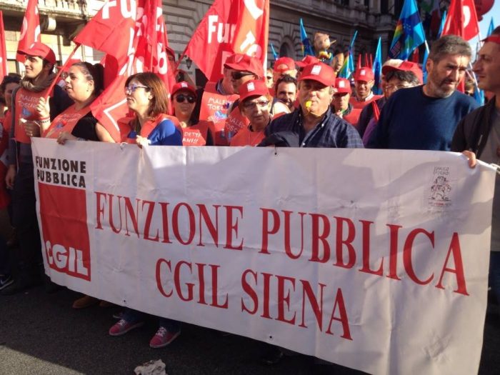 Quando per lavorare bisogna pagare, la denuncia della Fp Cgil