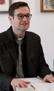 Don Bechi: "Il Vescovo ha esercitato la sua funzione a difesa della fede secolare"