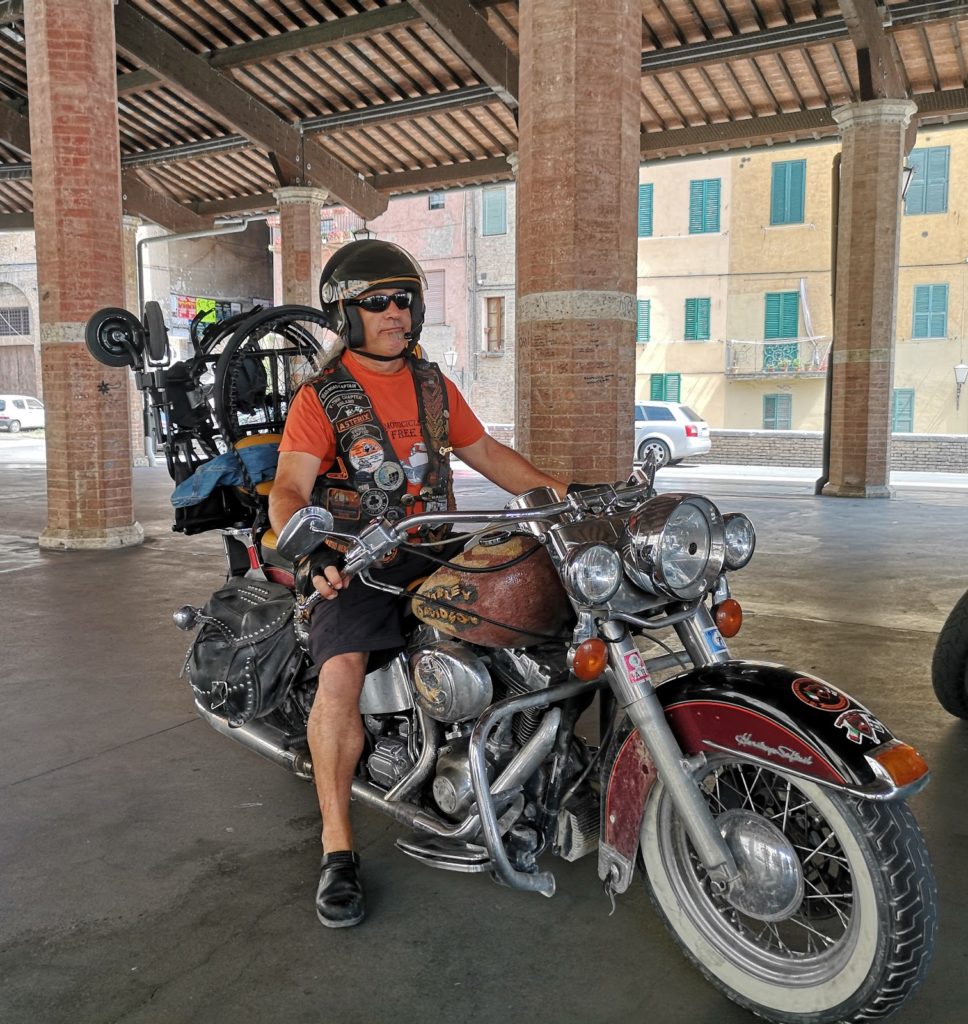 Giornata senese con le Harley per i ragazzi dei campi estivi del Lions Club