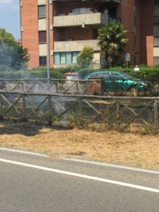 Principio di incendio in via Renaldini - VIDEO