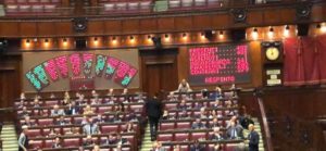 Respinto il voto sul ripristino delle risorse per Siena proposto dalla parlamentare Susanna Cenni. Contrari anche Borghi e Migliorino