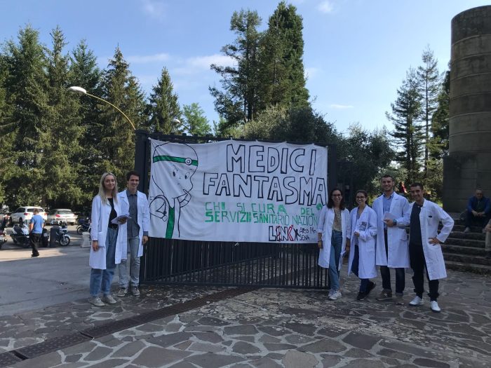 Link, azione contro il test di medicina a numero chiuso: "No a medici fantasma"