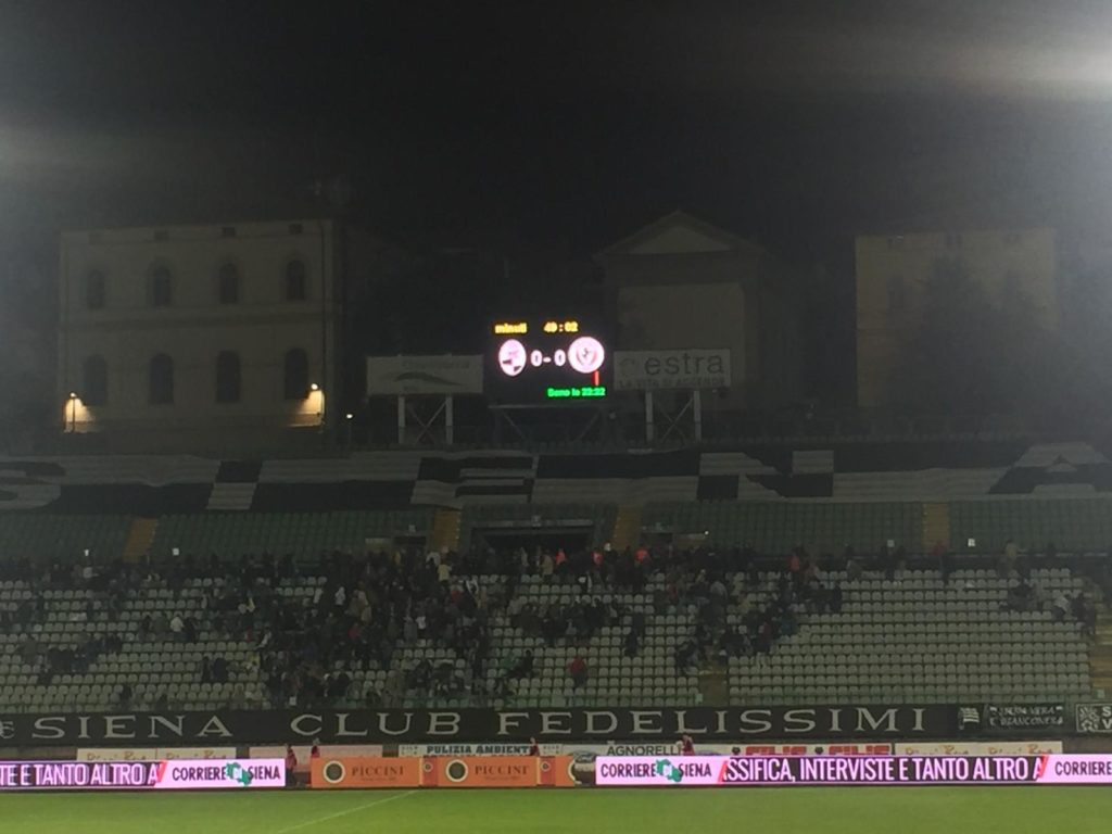 Robur Siena - Arezzo, secondo pareggio in casa per i bianconeri