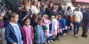 I bambini delle scuole in Piazza per la seconda prova