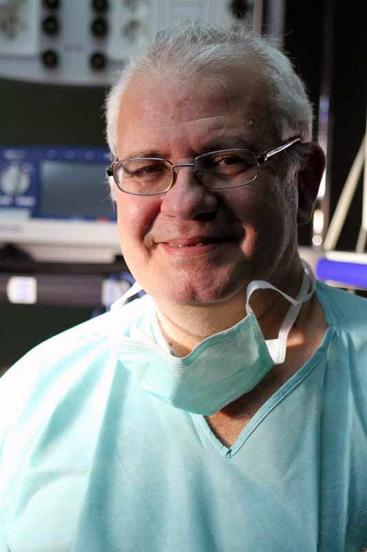 Ad Arezzo l'approfondimento sulla neurochirurgia del dott. Giuseppe Oliveri