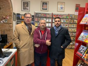 De Mossi e Michelotti portano la loro solidariet&agrave; al commerciante aggredito
