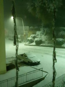 Fiocchi di neve in molte localit&agrave; della provincia
