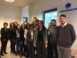 Confcommercio, si chiude il workplace: 10 studenti su 14 trovano lavoro