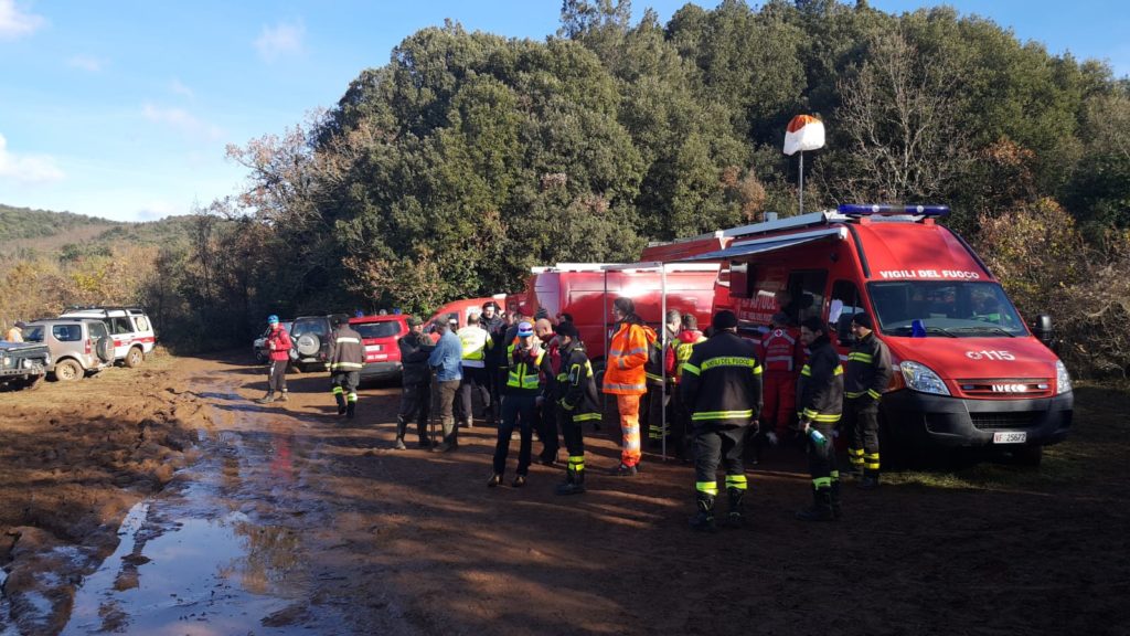 Uomo disperso nel bosco, continuano le ricerche