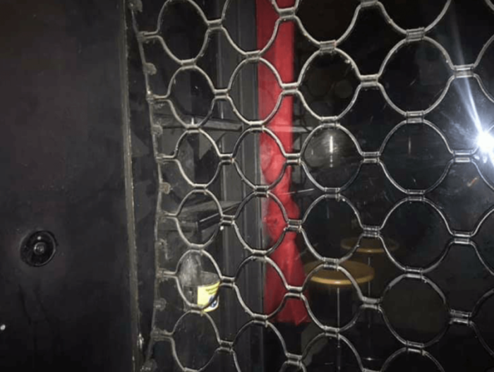 Ancora vandalismo in Pantaneto: nel mirino il Bar Philadelphia