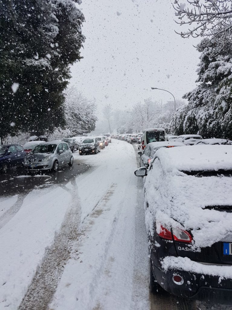Il Comune: "Pendete la macchina solo in caso di estrema necessit&agrave;"