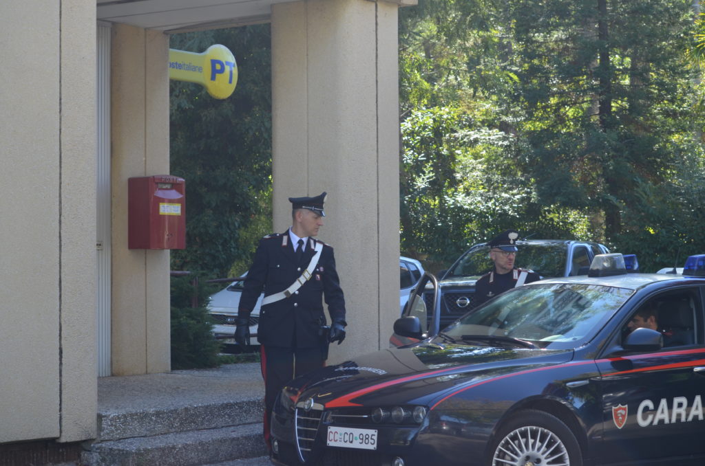 Falsa assicurazione auto online, denunciata truffatrice napoletana attiva nel senese