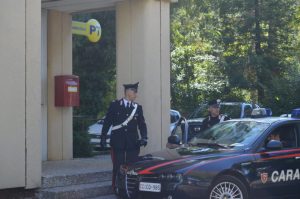 Falsa assicurazione auto online, denunciata truffatrice napoletana attiva nel senese