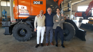 Due nuovi escavatori per il Consorzio di Bonifica 6 Toscana Sud