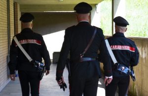 I Carabinieri fermano un piccolo centro di spaccio adolescenziale